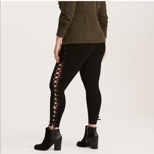 Torrid Lace Up Sides Pixie Pant Black 